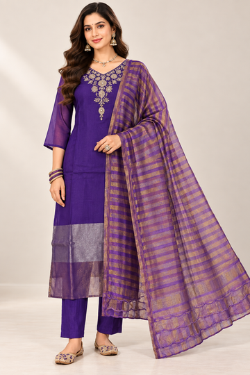 Women soft-textured silk-blend suit set with a premium finish